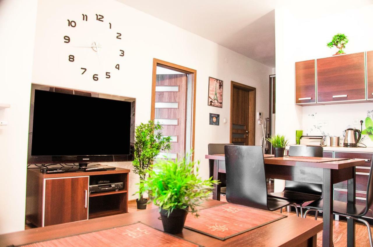 Apartament Centrum Gieldowa Varsovia Exterior foto